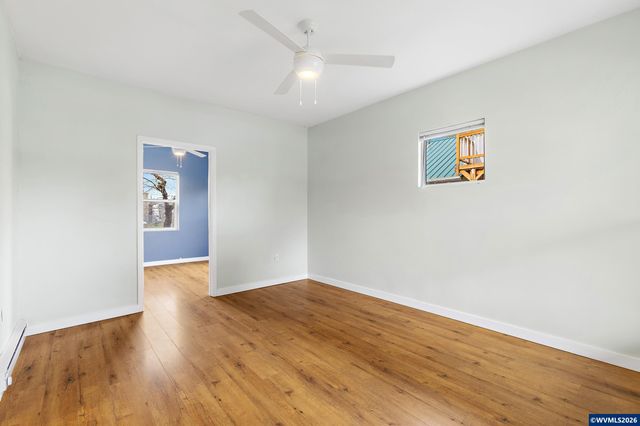 1173 15th St SE, Salem, OR 97302