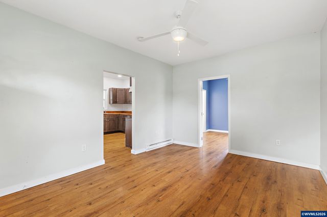 1173 15th St SE, Salem, OR 97302