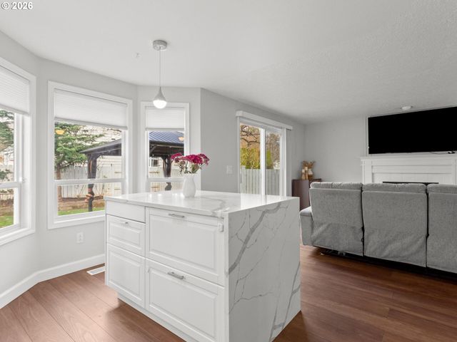 16802 Se 32ND St, Vancouver, WA 98683