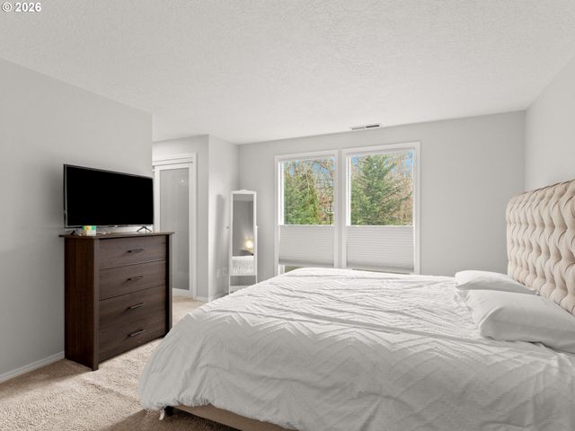 16802 Se 32ND St, Vancouver, WA 98683