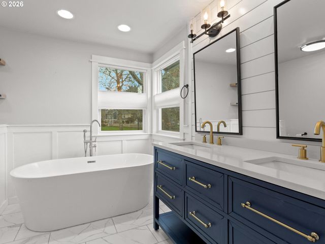 16802 Se 32ND St, Vancouver, WA 98683