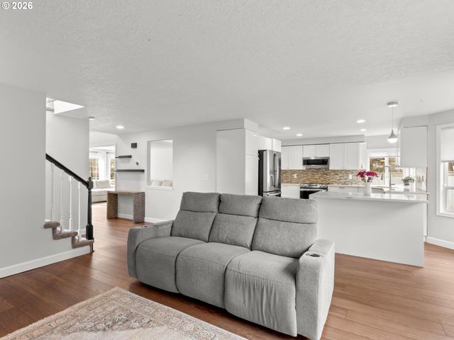 16802 Se 32ND St, Vancouver, WA 98683