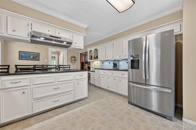 14618 N Eldridge Parkway, Houston, TX 77070