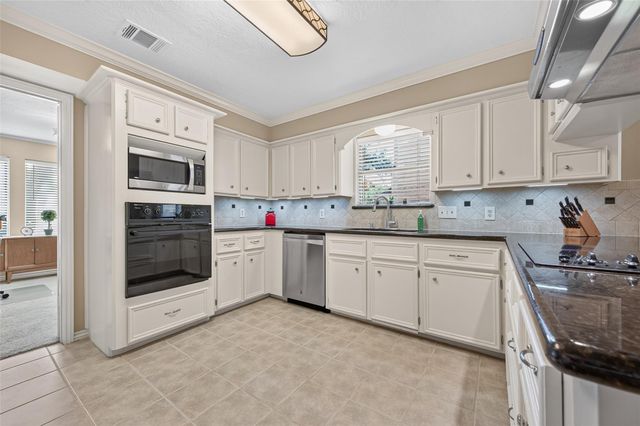 14618 N Eldridge Parkway, Houston, TX 77070