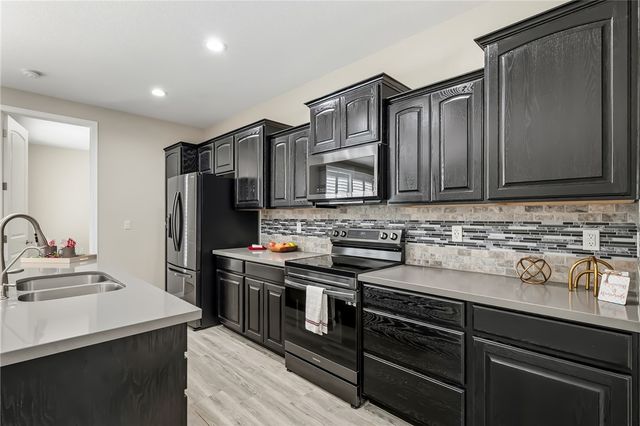 2542 E Alterna Drive, Fort Mohave, AZ 86426