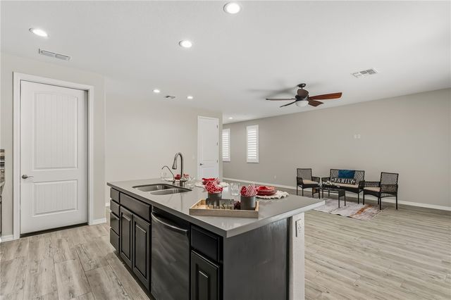 2542 E Alterna Drive, Fort Mohave, AZ 86426