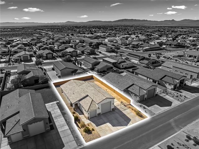 2542 E Alterna Drive, Fort Mohave, AZ 86426