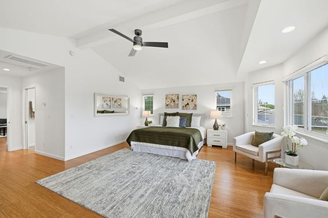 2784 Doverton Square, Mountain View, CA 94040