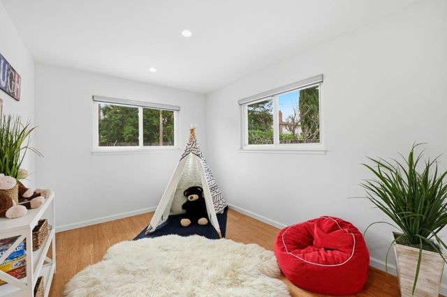 2784 Doverton Square, Mountain View, CA 94040