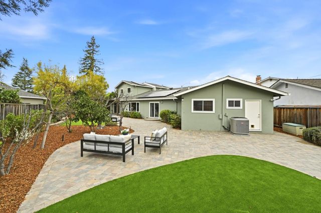 2784 Doverton Square, Mountain View, CA 94040