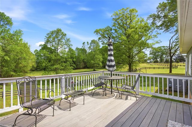 199 Williams Farm Road, Westminster, SC 29693