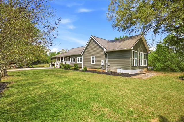 199 Williams Farm Road, Westminster, SC 29693