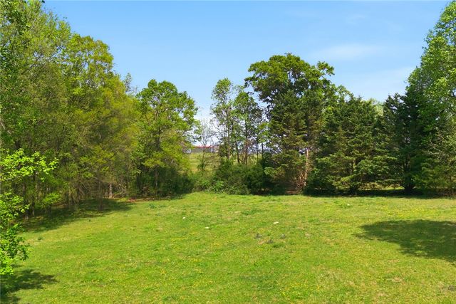 199 Williams Farm Road, Westminster, SC 29693