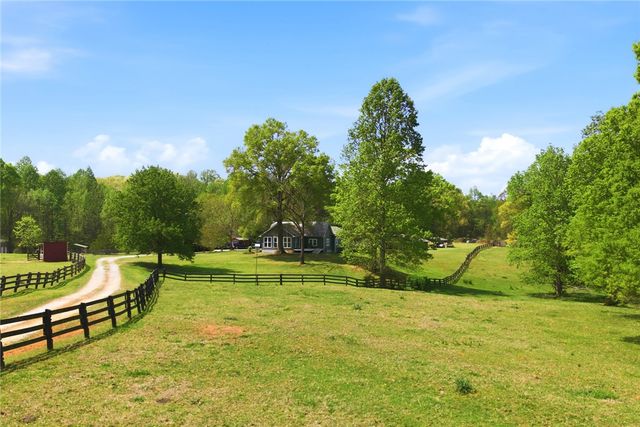 199 Williams Farm Road, Westminster, SC 29693