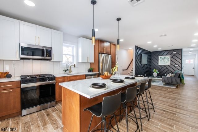 227 21St St, Irvington Twp., NJ 07111