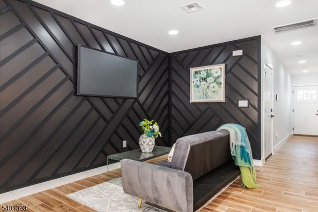 227 21St St, Irvington Twp., NJ 07111