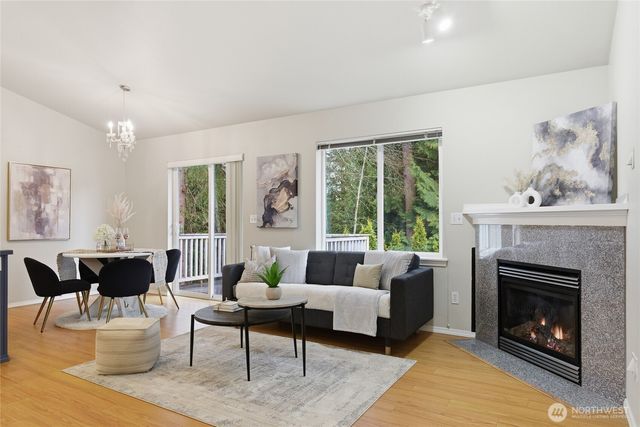 14320 55th Avenue W, Edmonds, WA 98026