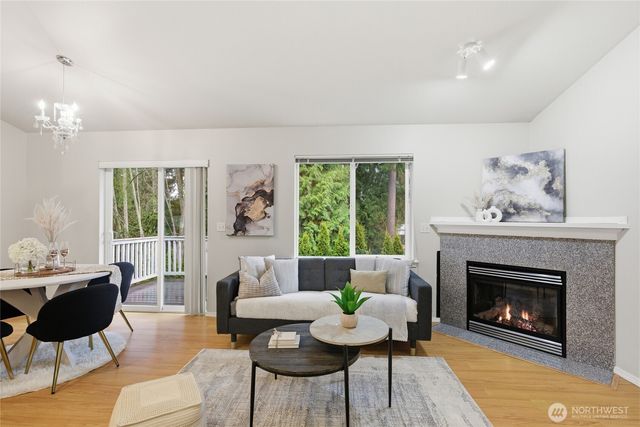 14320 55th Avenue W, Edmonds, WA 98026