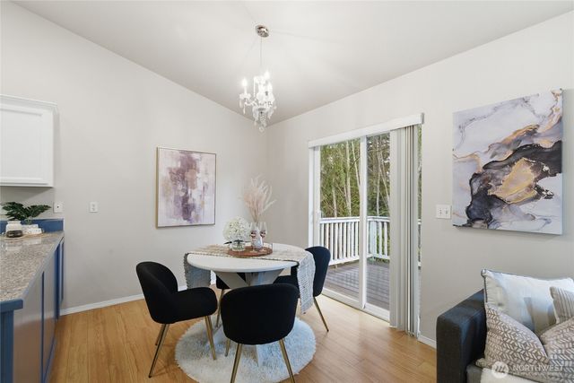 14320 55th Avenue W, Edmonds, WA 98026