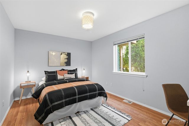 14320 55th Avenue W, Edmonds, WA 98026