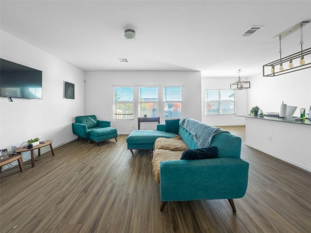 313 Majestic Cedar DR, Liberty Hill, TX 78642