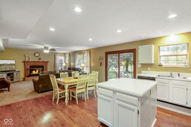 8304 Portside Drive, Avon, IN 46123