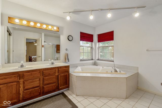 8304 Portside Drive, Avon, IN 46123