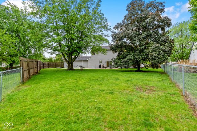 8304 Portside Drive, Avon, IN 46123