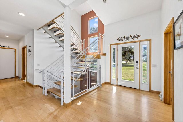 782 Center Road, Stoughton, WI 53589