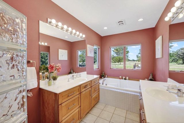 782 Center Road, Stoughton, WI 53589