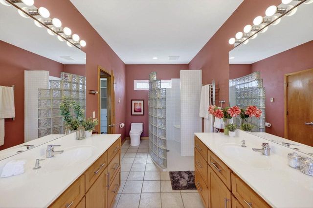 782 Center Road, Stoughton, WI 53589