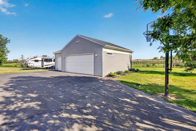 782 Center Road, Stoughton, WI 53589