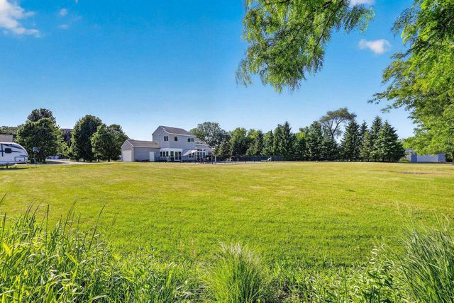 782 Center Road, Stoughton, WI 53589