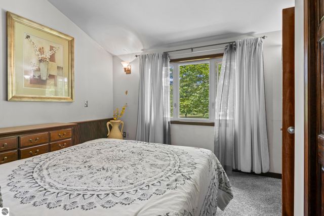 16966 Maple Drive, Leroy, MI 49655