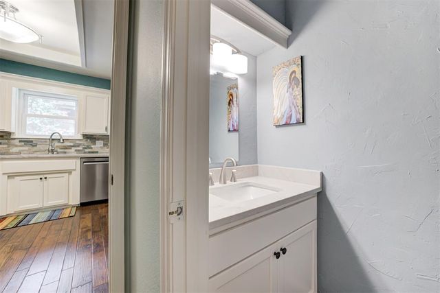 1600 Ridgecrest Road, Edmond, OK 73013