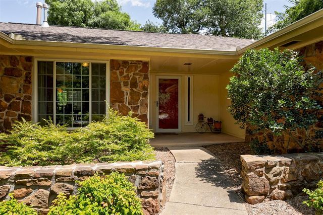 1600 Ridgecrest Road, Edmond, OK 73013