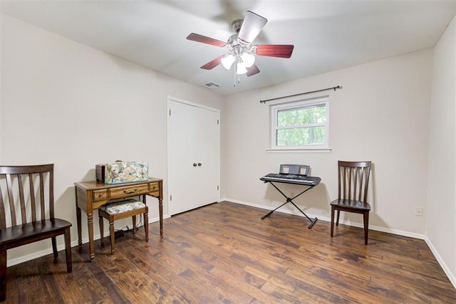 1600 Ridgecrest Road, Edmond, OK 73013