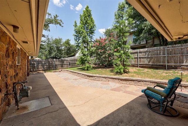 1600 Ridgecrest Road, Edmond, OK 73013