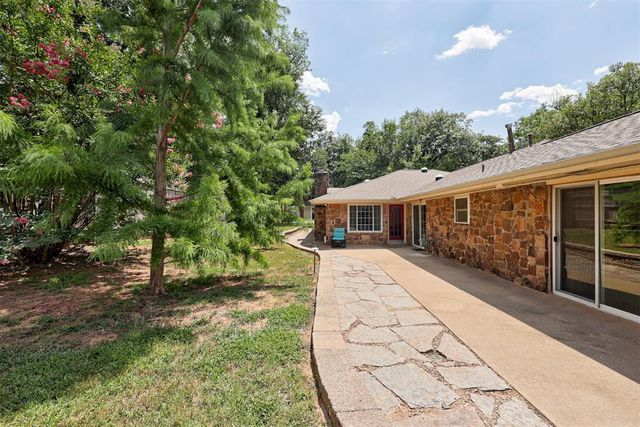 1600 Ridgecrest Road, Edmond, OK 73013