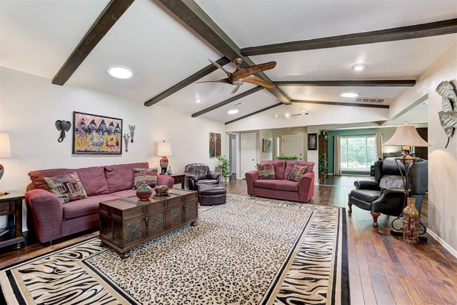 1600 Ridgecrest Road, Edmond, OK 73013
