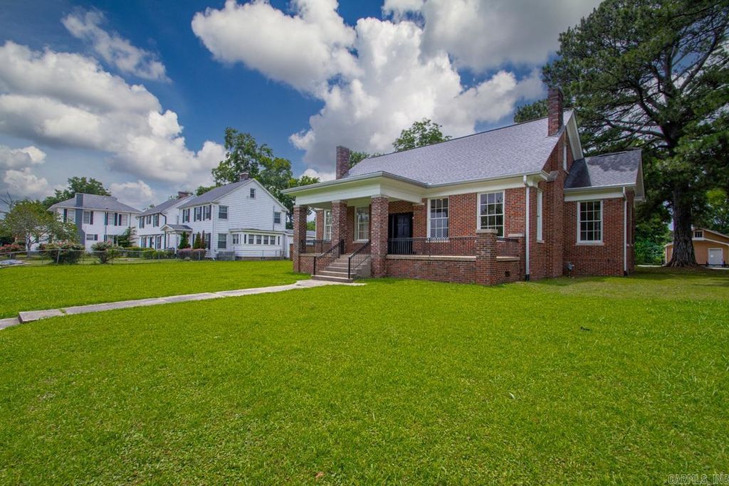 2200 Wolfe Street, Little Rock, AR 72202