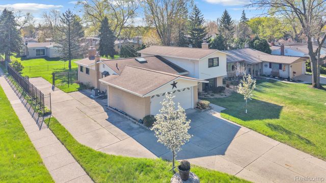 9498 Bassett Street, Livonia, MI 48150