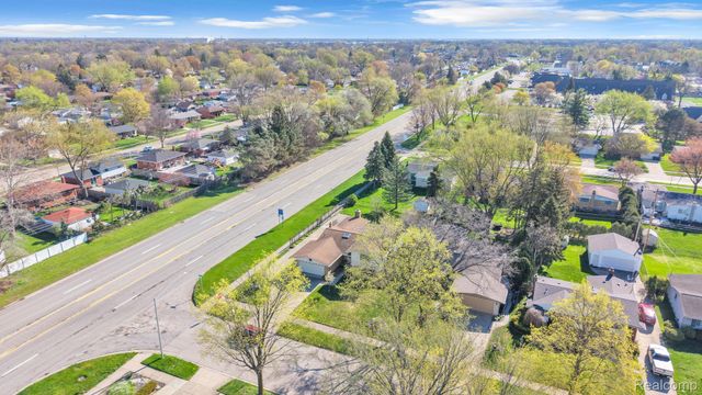 9498 Bassett Street, Livonia, MI 48150