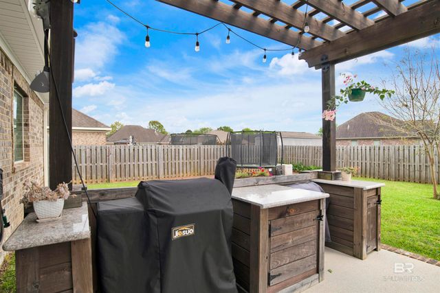 8889 Bainbridge Drive, Daphne, AL 36526