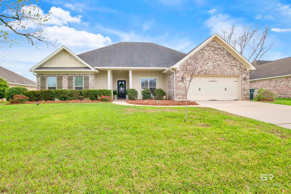 8889 Bainbridge Drive, Daphne, AL 36526