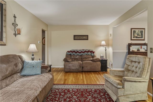 10 Coleman Avenue, Elmira, NY 14905