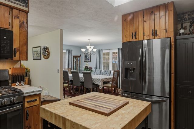 10 Coleman Avenue, Elmira, NY 14905