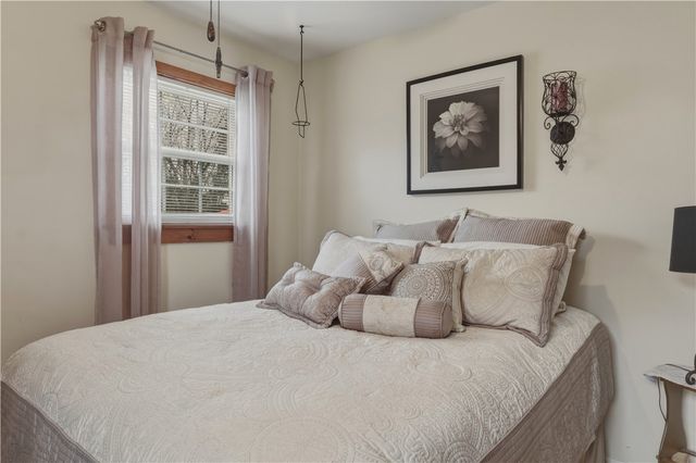 10 Coleman Avenue, Elmira, NY 14905