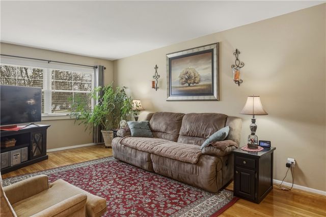 10 Coleman Avenue, Elmira, NY 14905