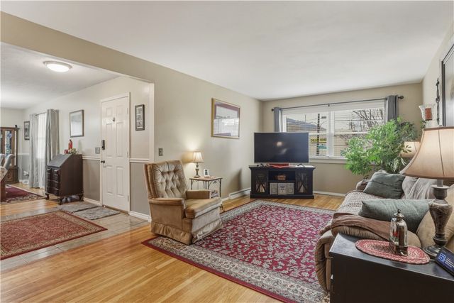 10 Coleman Avenue, Elmira, NY 14905